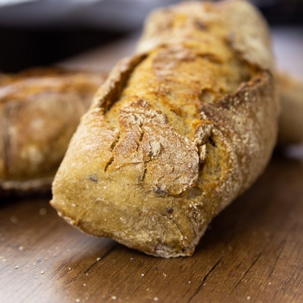 Rustic baguette 25x140 gram Rustic baguette 25x140 gram