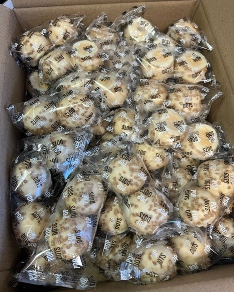 Popdots Met Chocolade Sprinkles 64 stuks (geen vulling) - Afbeelding 5