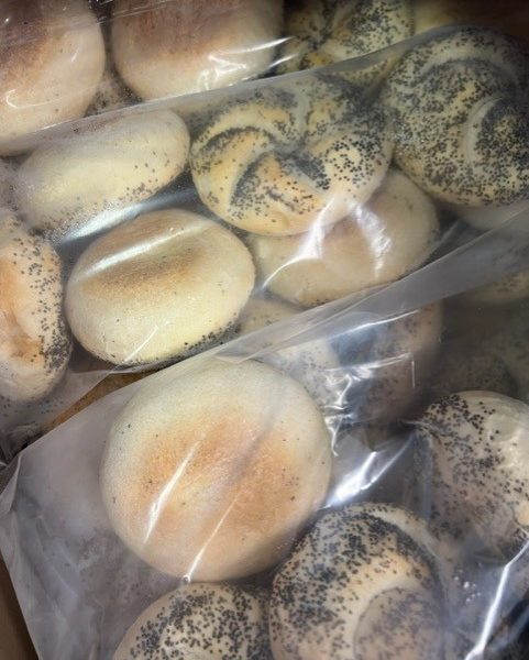 Kaiserbroodjes met Maanzaad 150 x 40 gram - Afbeelding 3