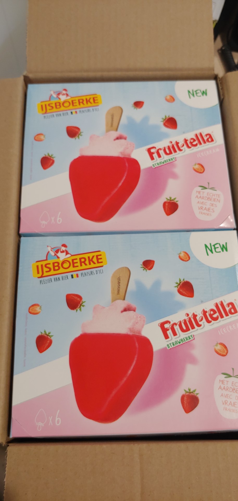 Fruit-tella IJs IJsboerke 6 dozen a 6 ijsjes van 60ml