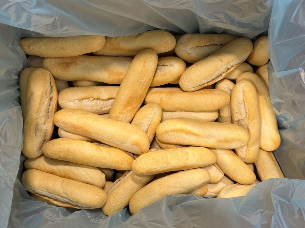 White Petit Pain 70x80 gram