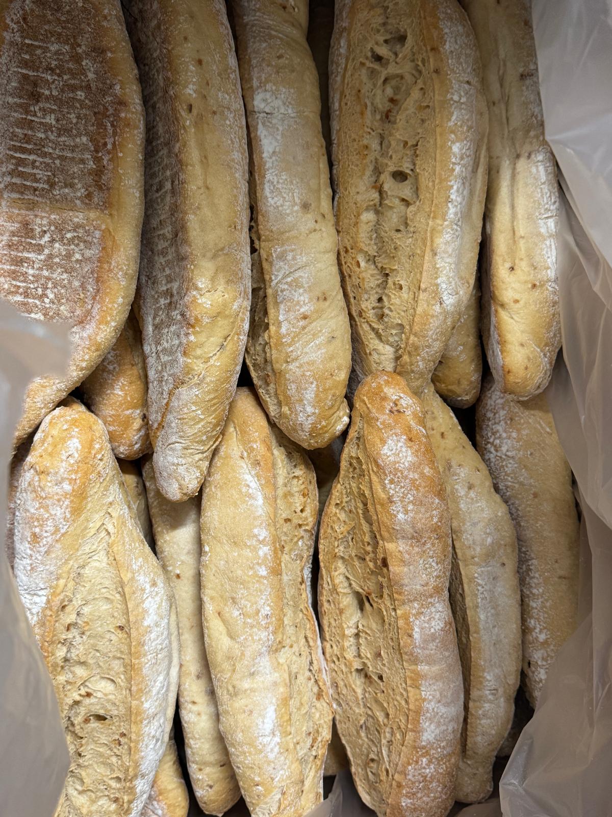 Baguette 60 x 140 gram Baguette 60 x 140 gram