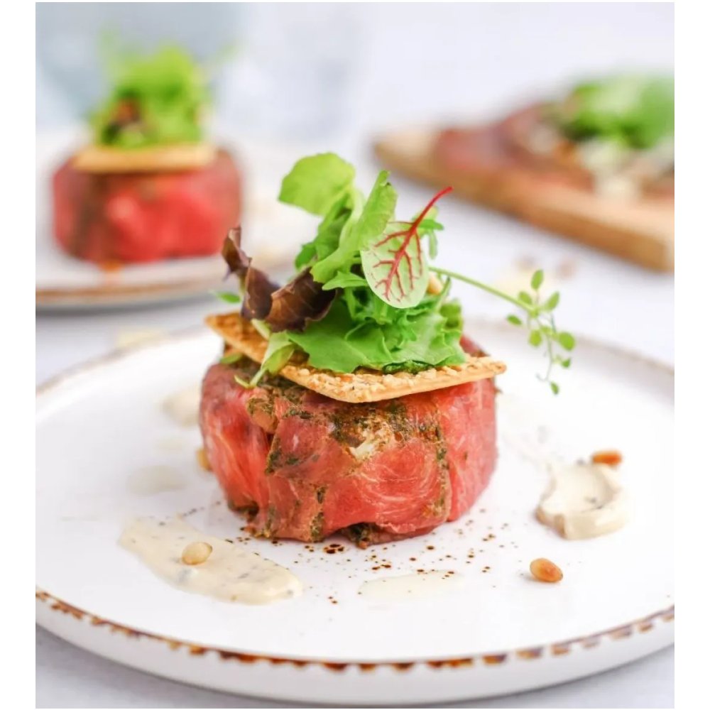 Carpaccio rund 6,4 kilo ( 80 porties van 80 gram / 16 pakjes elk 5 porties ) Carpaccio rund 6,4 kilo ( 80 porties van 80 gram / 16 pakjes elk 5 porties )