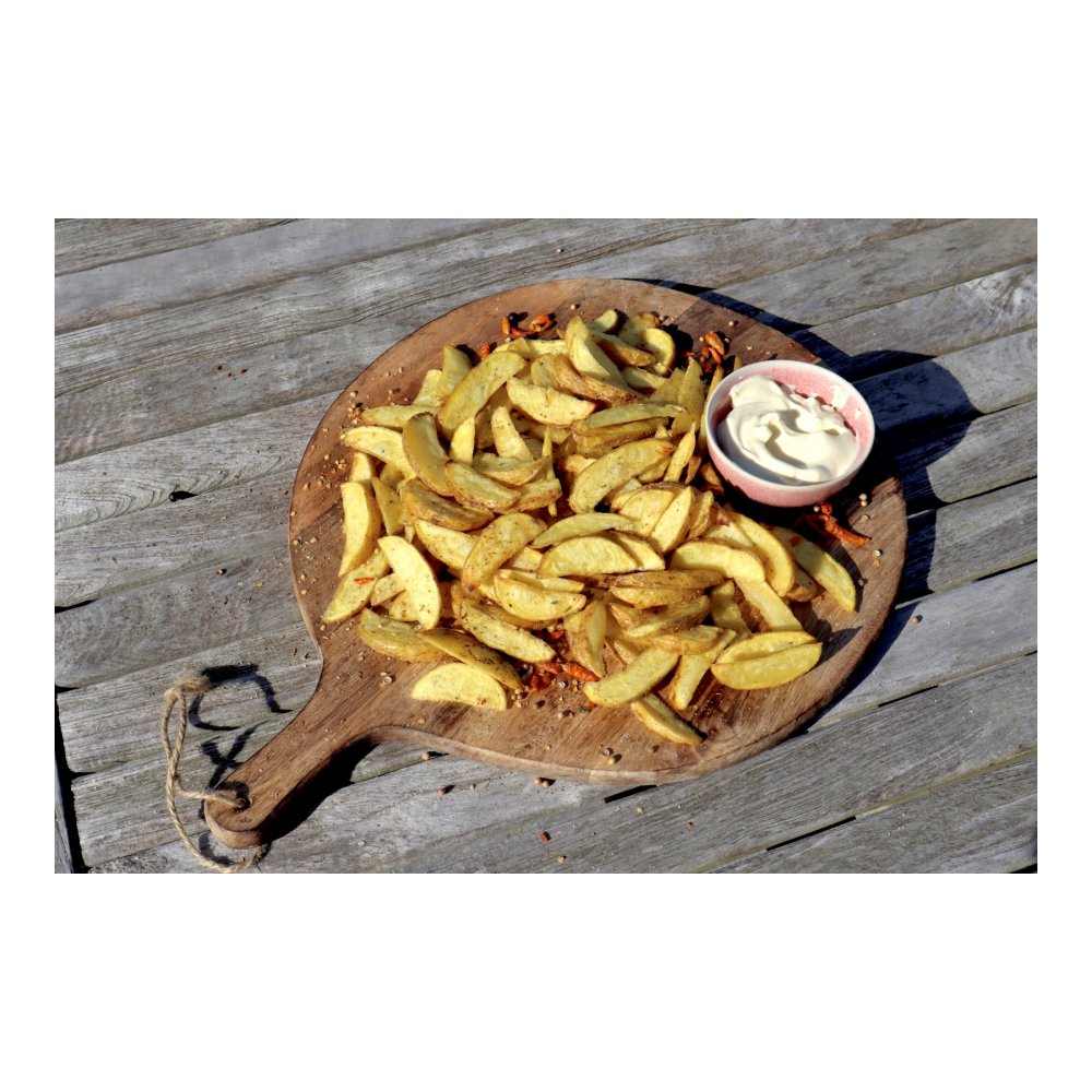 Aardappelwedges voorgebakken 4x2,5 kilo 13 mm met schil Aardappelwedges voorgebakken 4x2,5 kilo 13 mm met schil